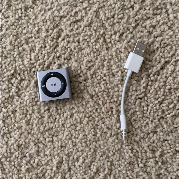 iPod - Picture 1 of 1